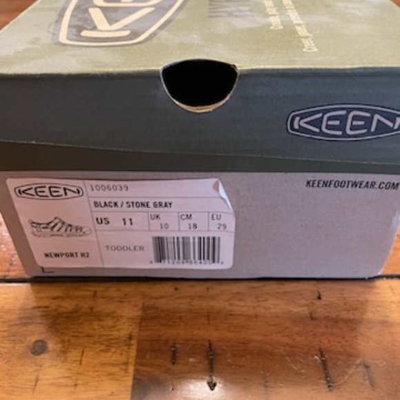 Keen Kids Newport H2 Black Size 11 - Picture 6 of 6